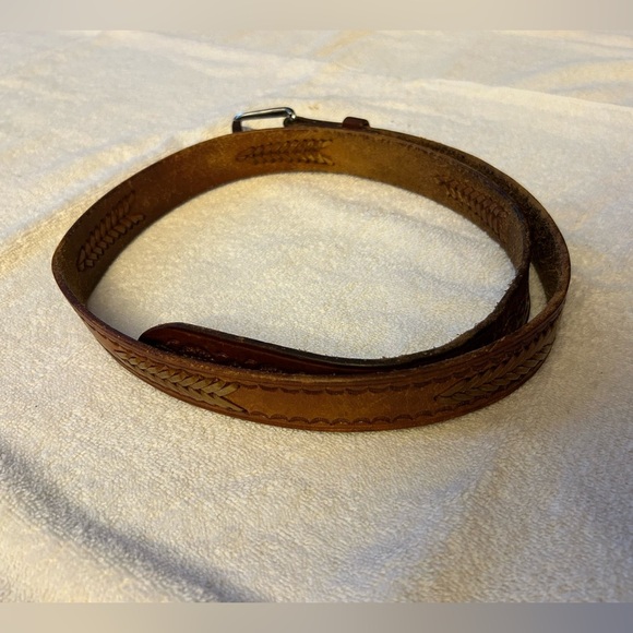 Brown Leather Belt with Silver Buckle and Decorative Braided Stitching - Picture 4 of 8